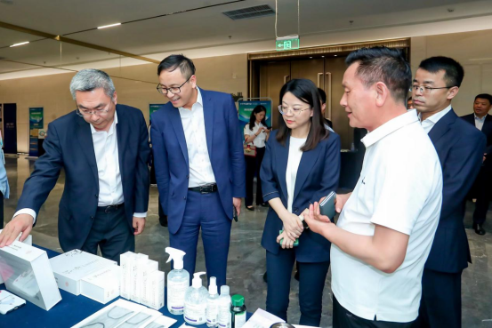 正在上传... 0d7d391767db9b53635157893d7a9a3c.png